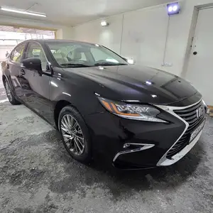 Lexus ES series, 2014