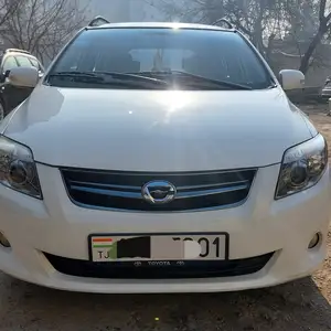 Toyota Fielder, 2010