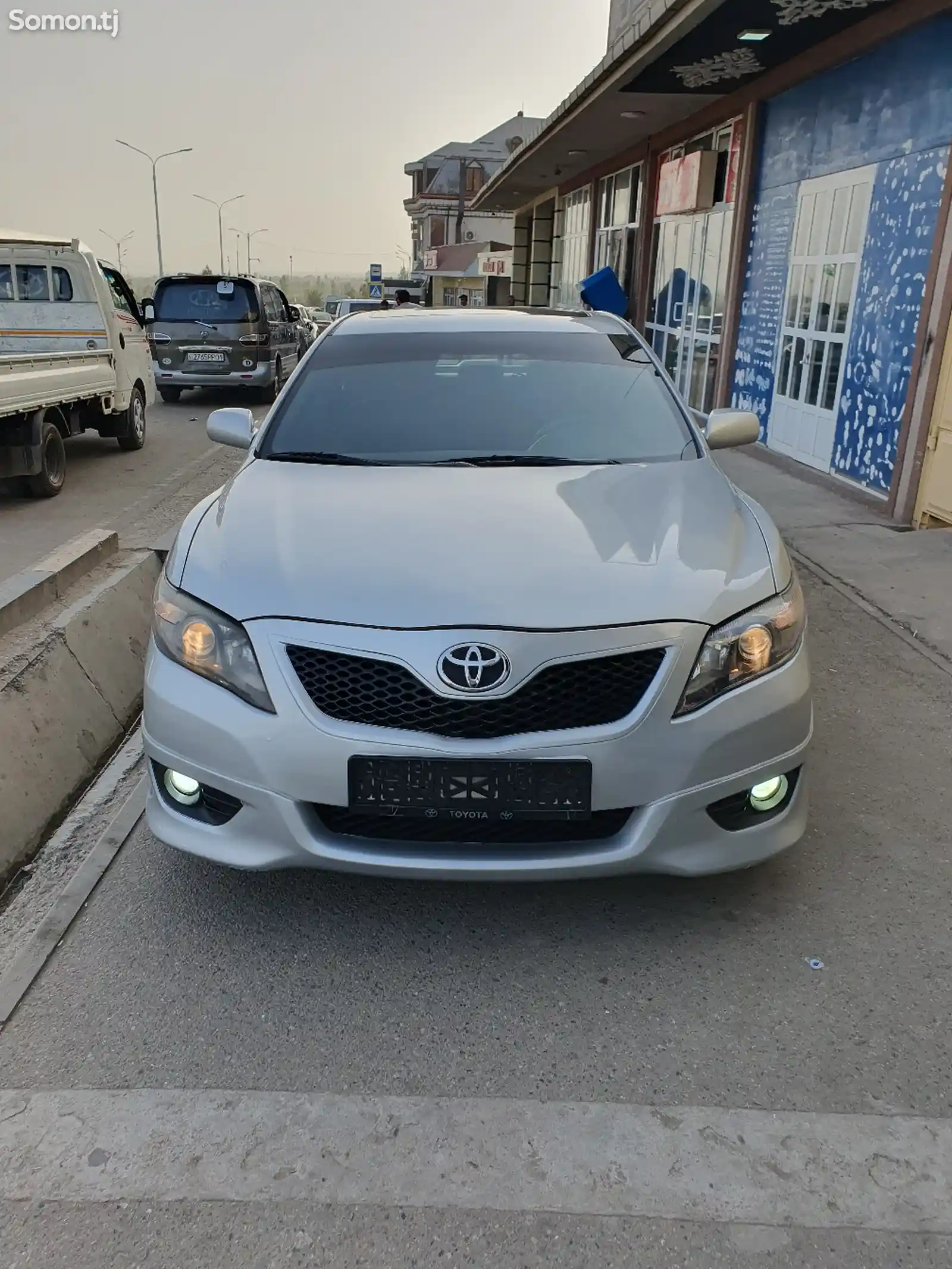 Toyota Camry, 2010-1