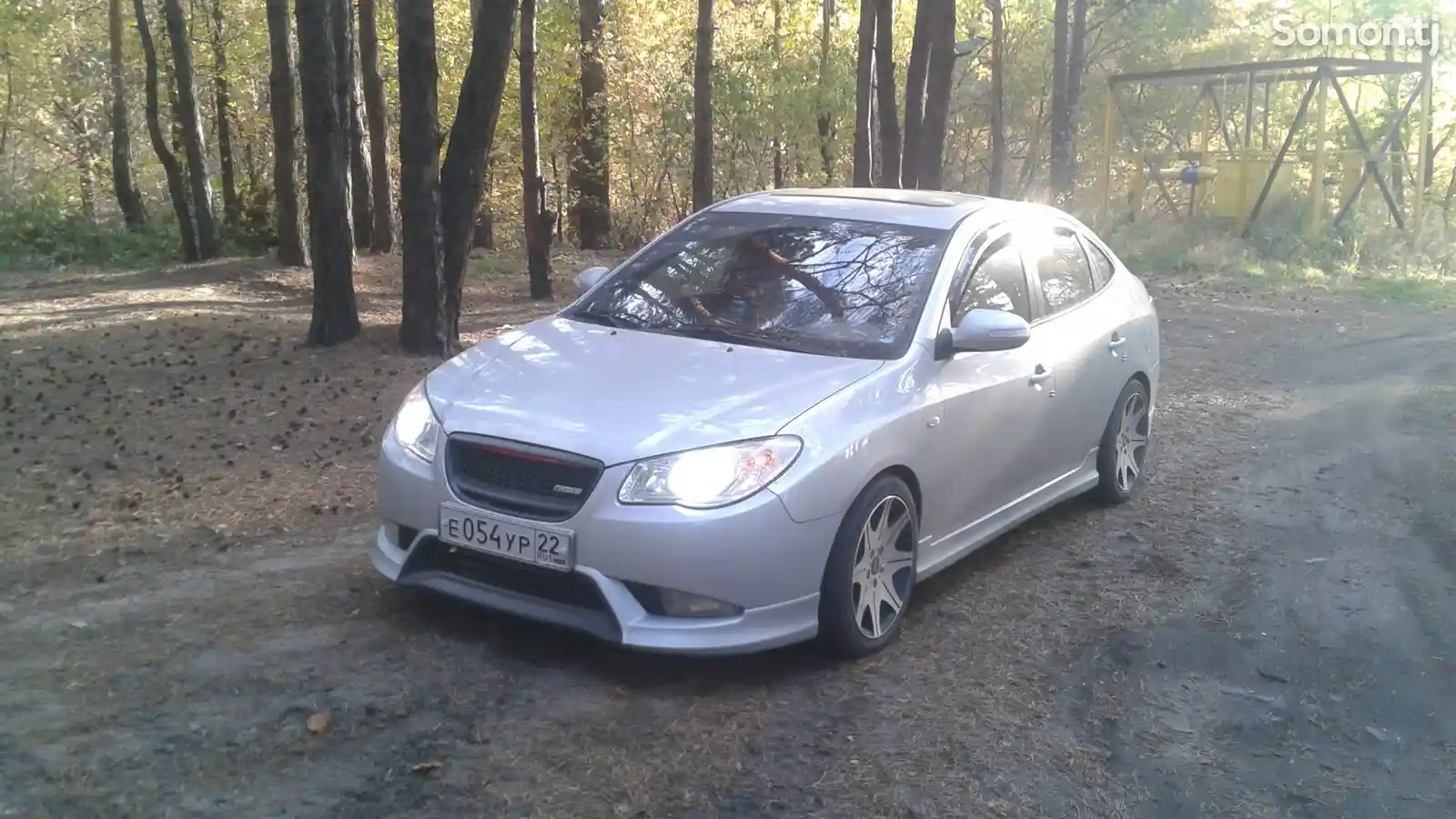 Лобвое стекло от Hyundai avante 2006-2010-2