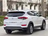 Hyundai Tucson, 2016-7