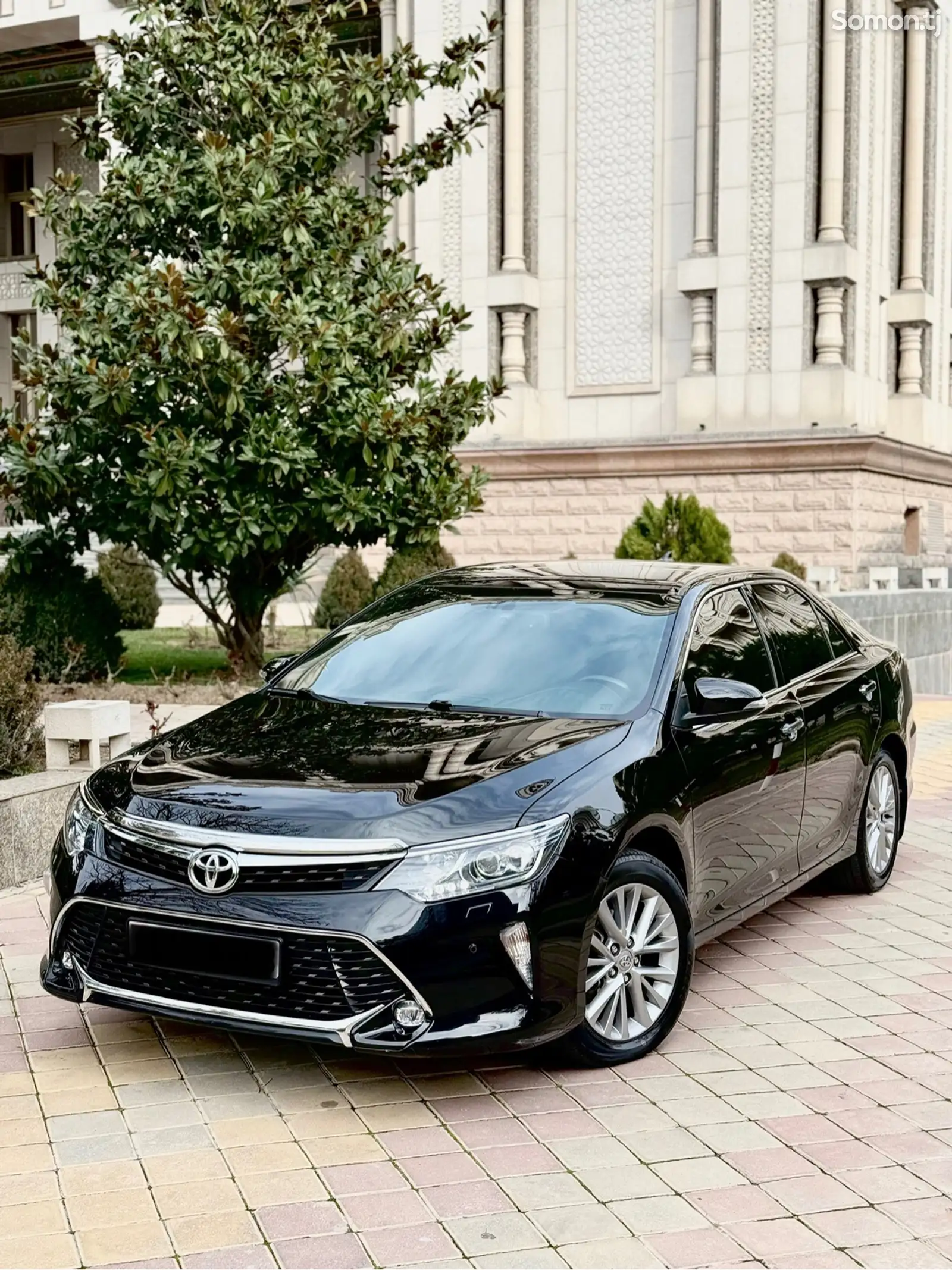 Toyota Camry, 2016-1