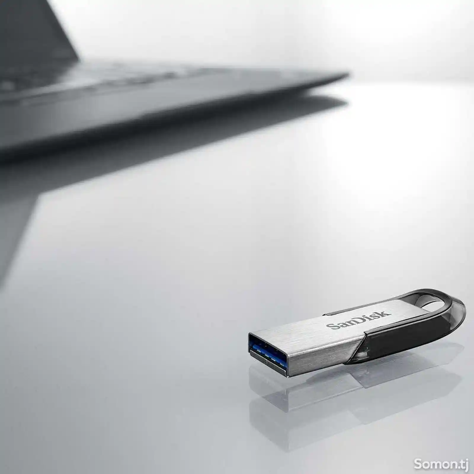 Флэш-накопитель SanDisk Ultra Flair USB 3.0-5