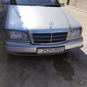 Mercedes-Benz S class, 1994