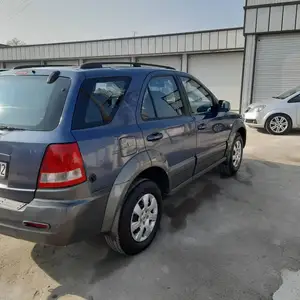 Kia Cerato, 2003