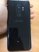 Samsung Galaxy S9 Plus-4