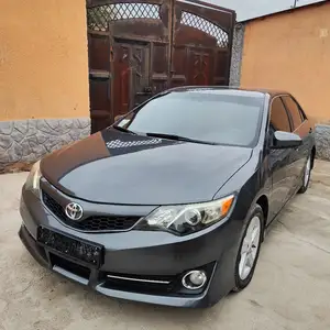 Toyota Camry, 2012