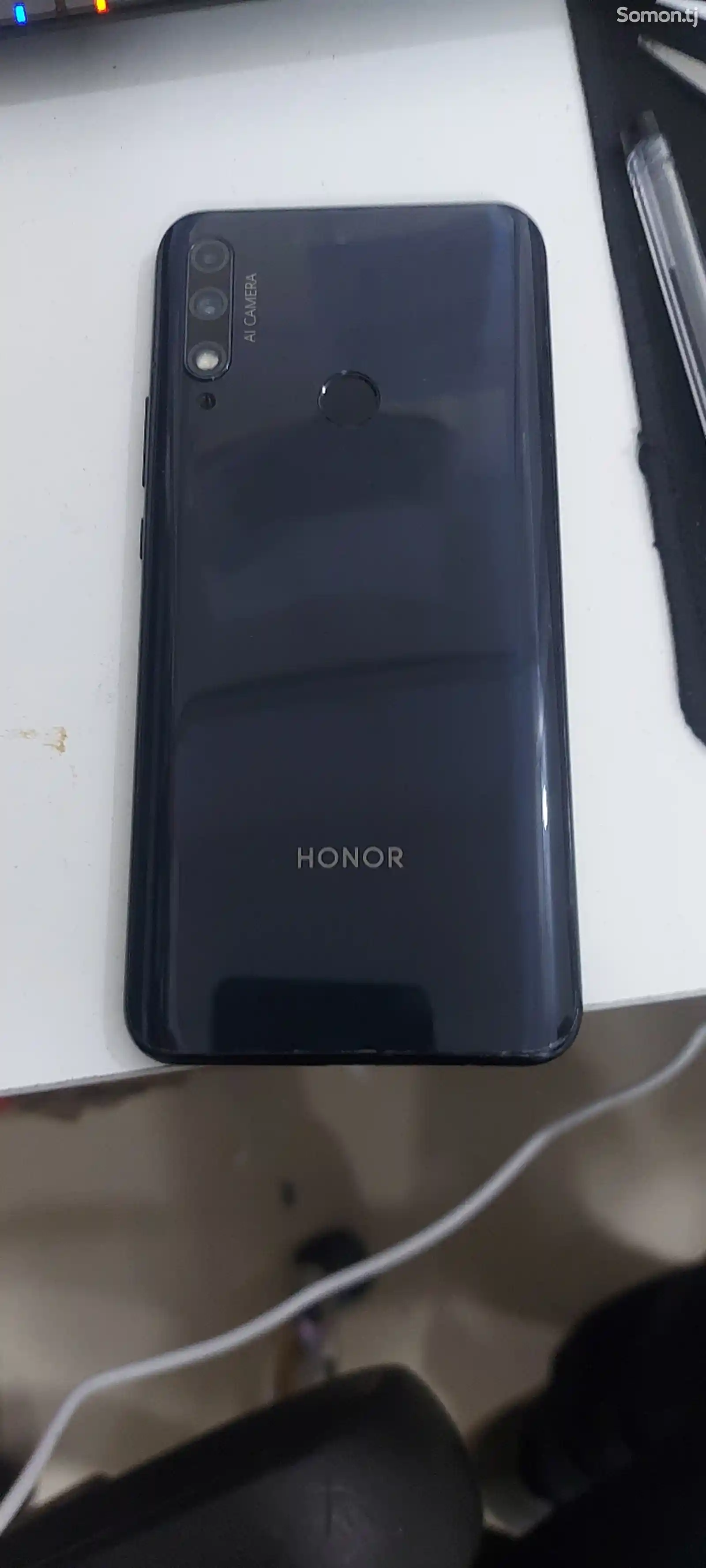 Телефон Honor-2