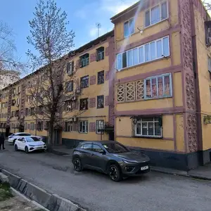 3-комн. квартира, 1 этаж, 65 м², Сино