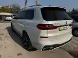 BMW X7, 2022-9