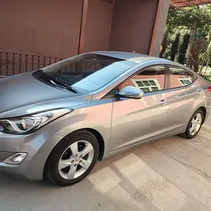 Hyundai Avante, 2011