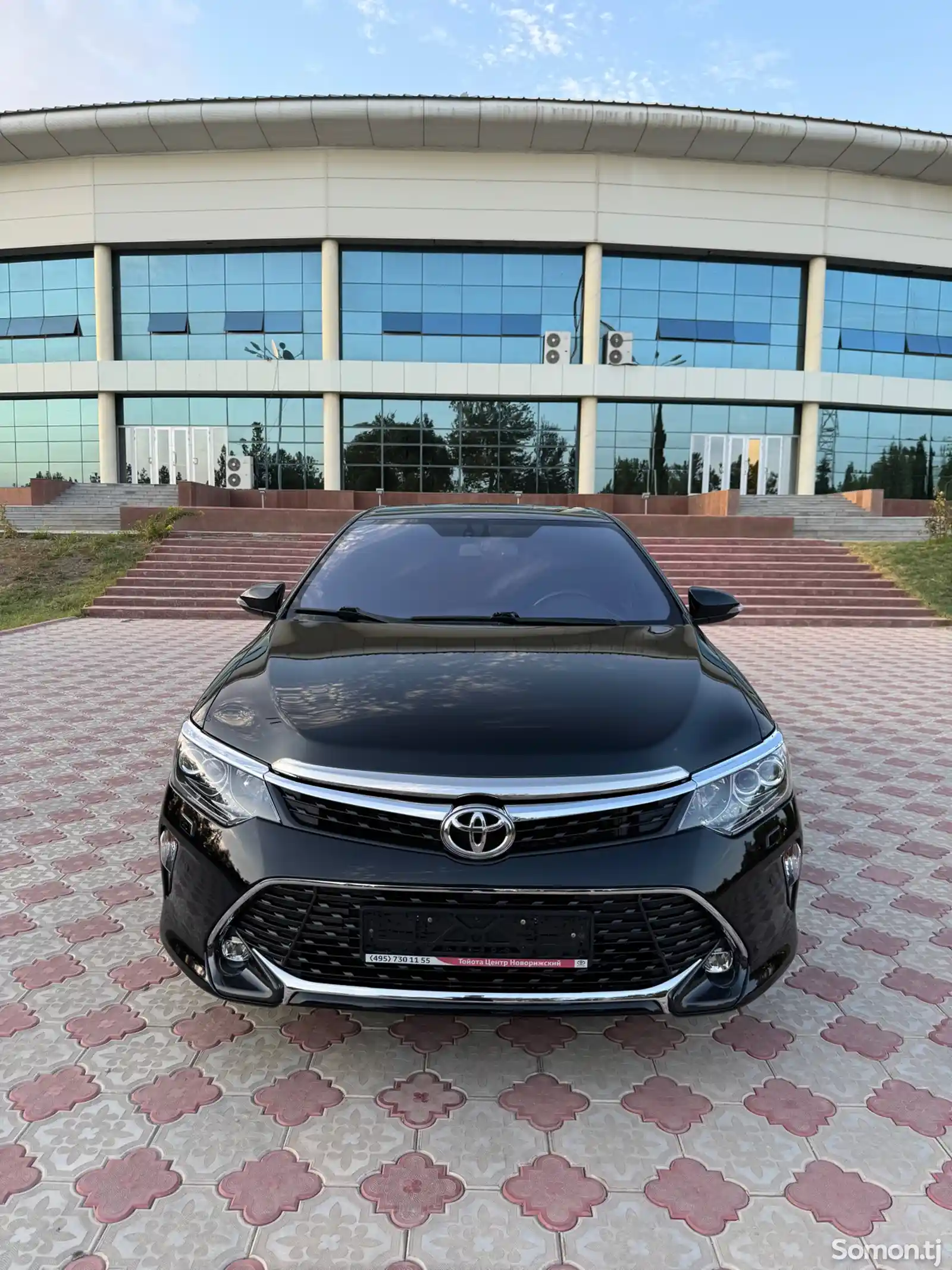 Toyota Camry, 2017-1