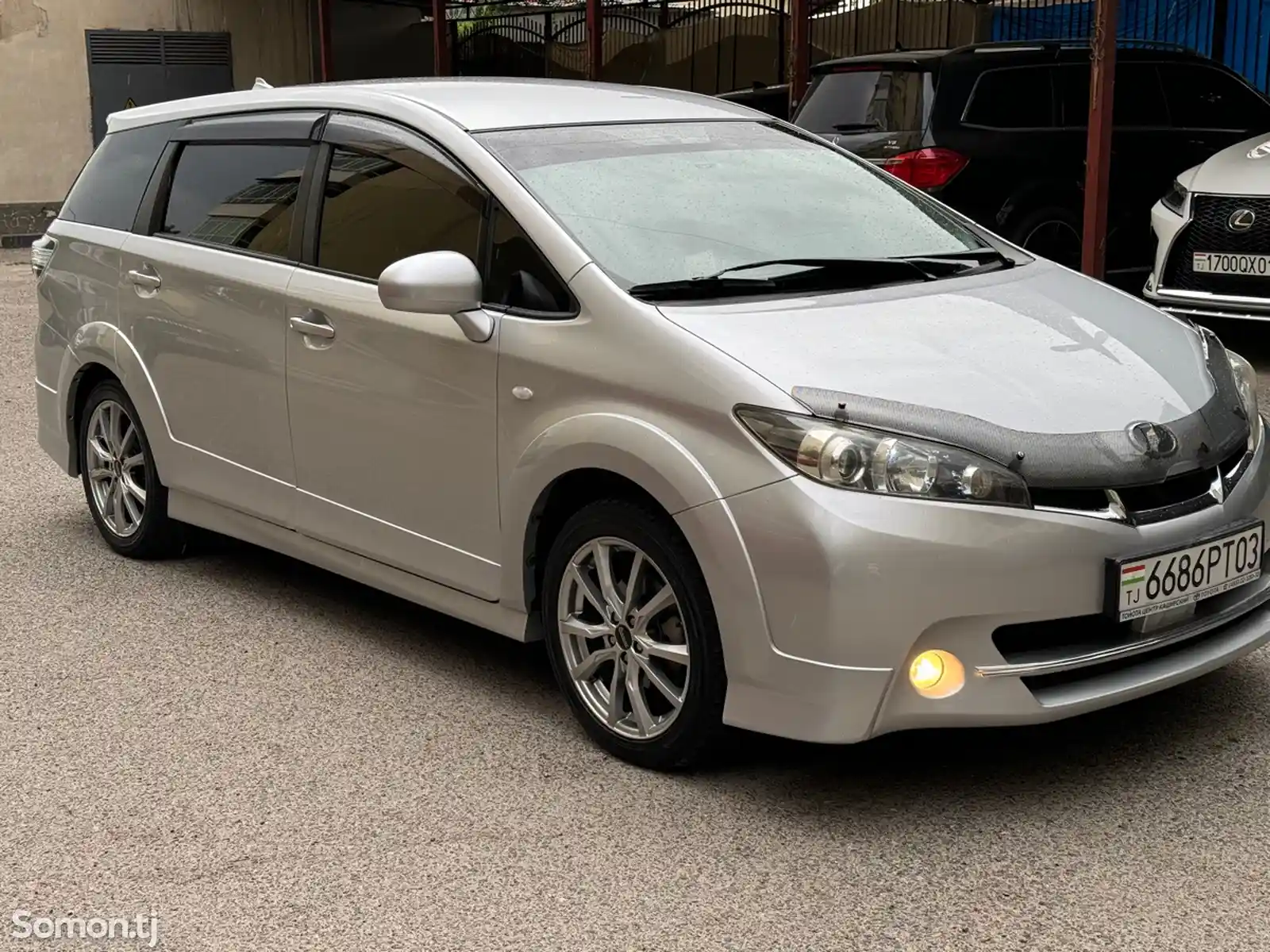 Toyota Wish, 2010-1