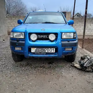 Opel Frontera, 2000