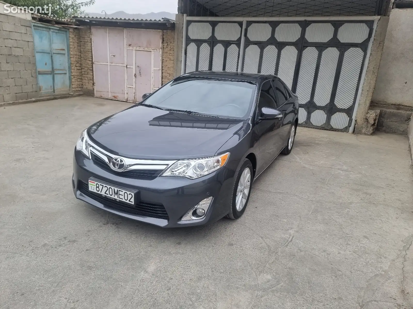 Toyota Camry, 2012-1