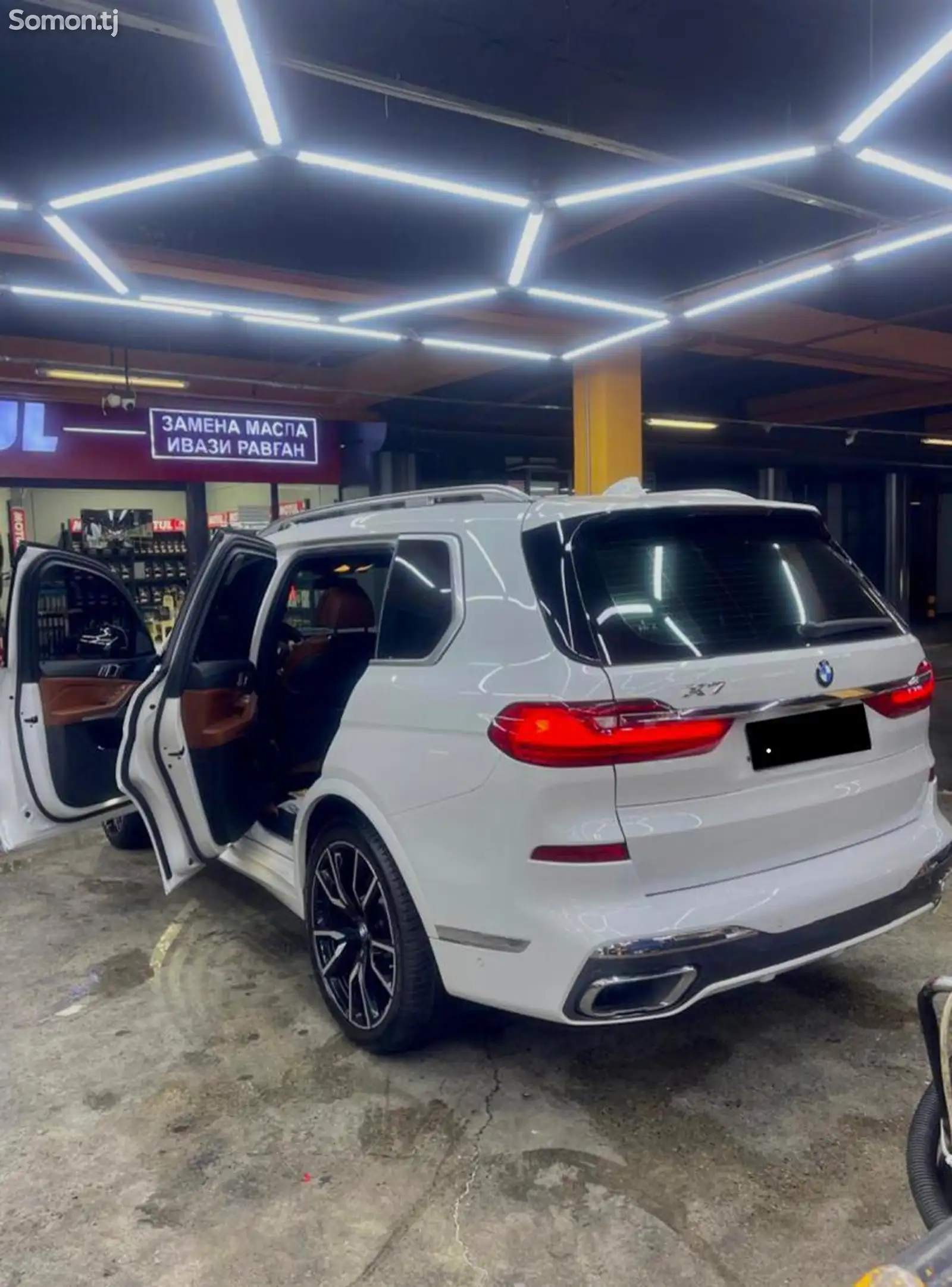 BMW X7, 2021-3