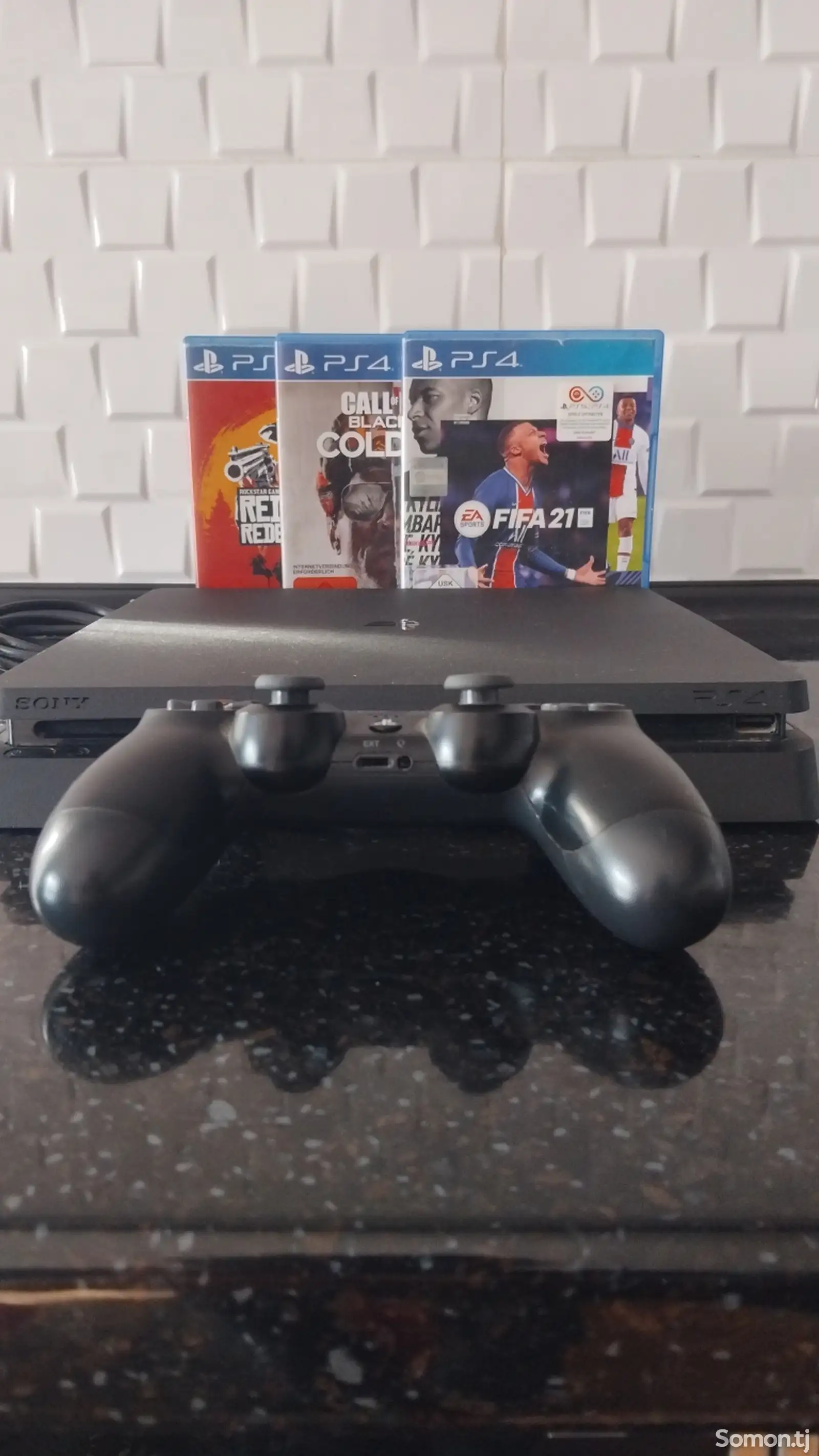 Игровая приставка Sony PlayStation 4-1