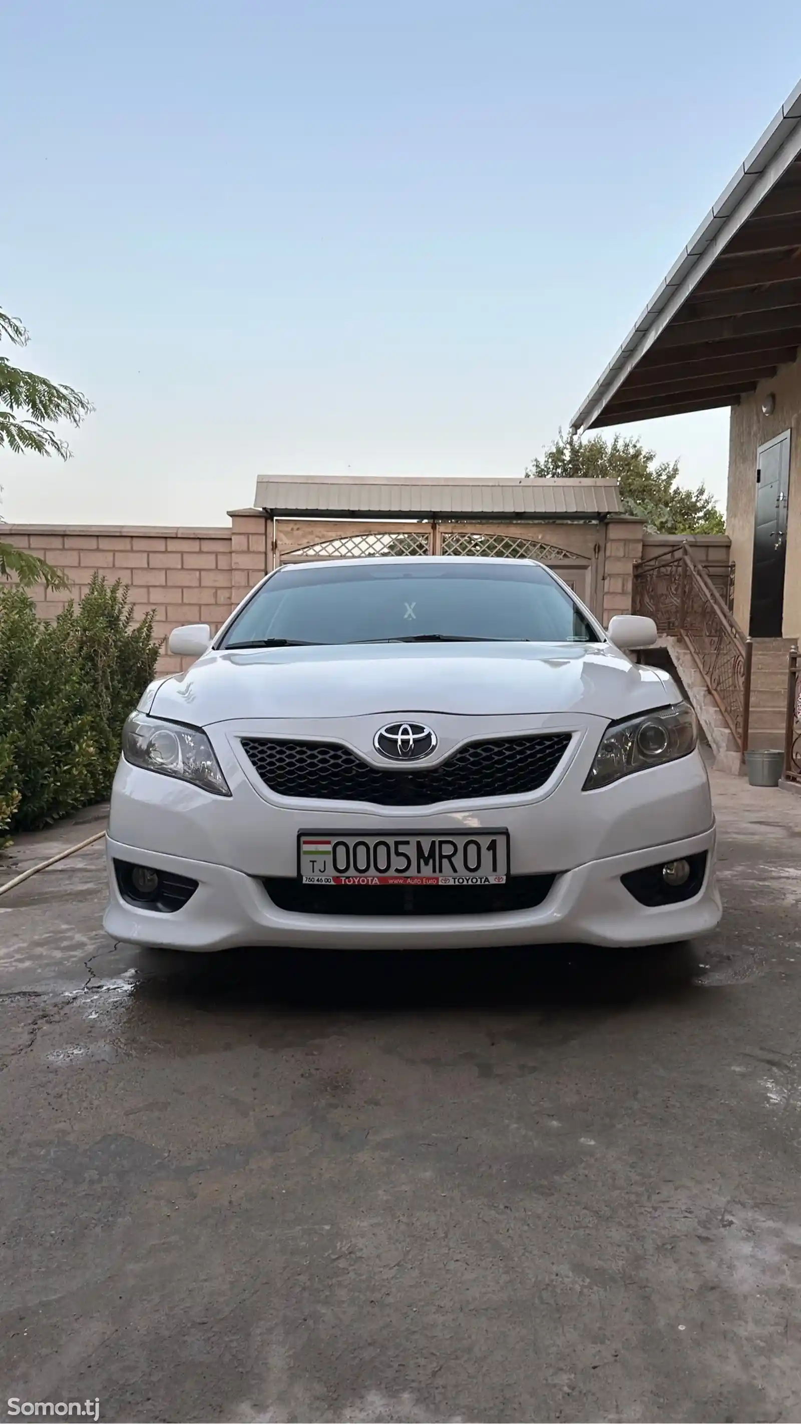 Toyota Camry, 2010-1