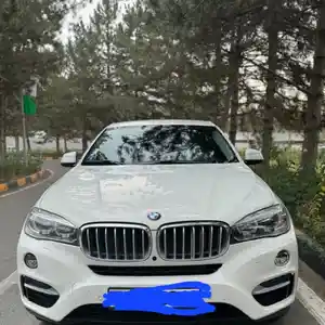 Лобовое стекло BMW X6