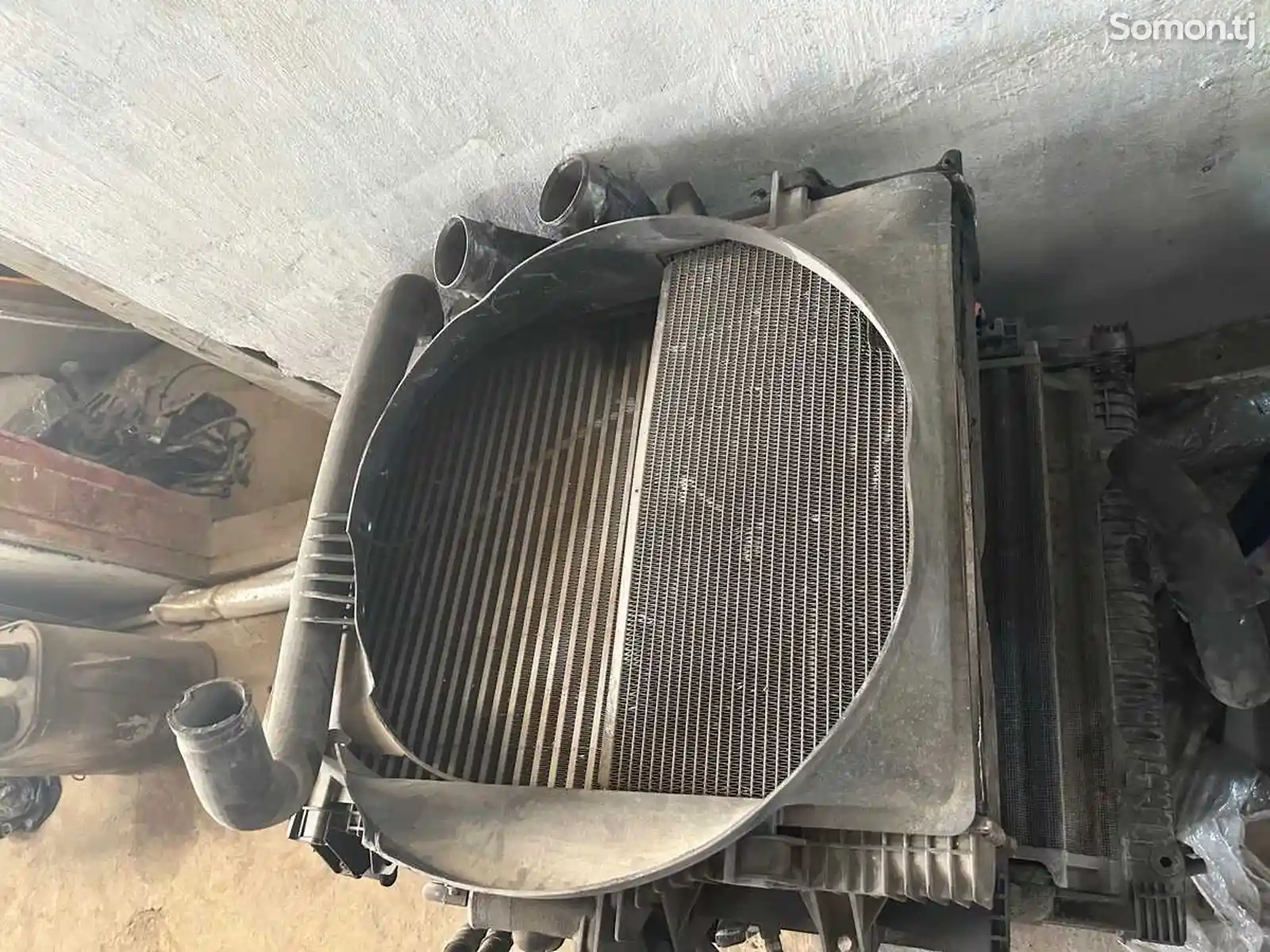 Радиатор на Mercedes-Benz Atego комплект-3