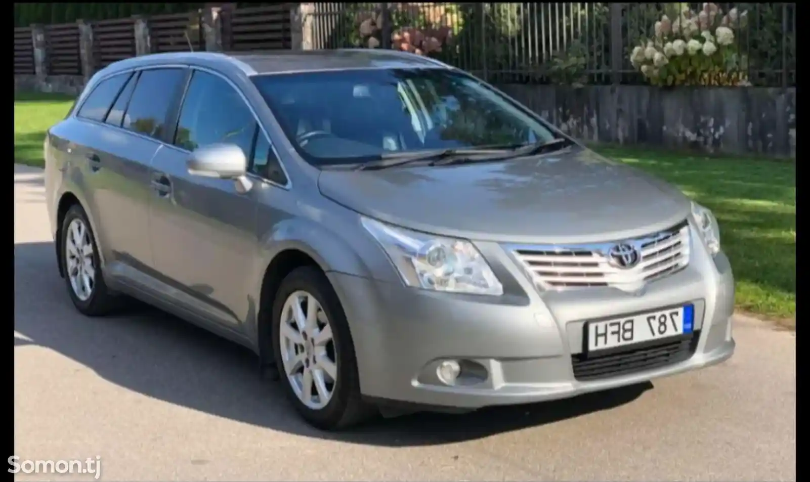 Toyota Avensis, 2011-4