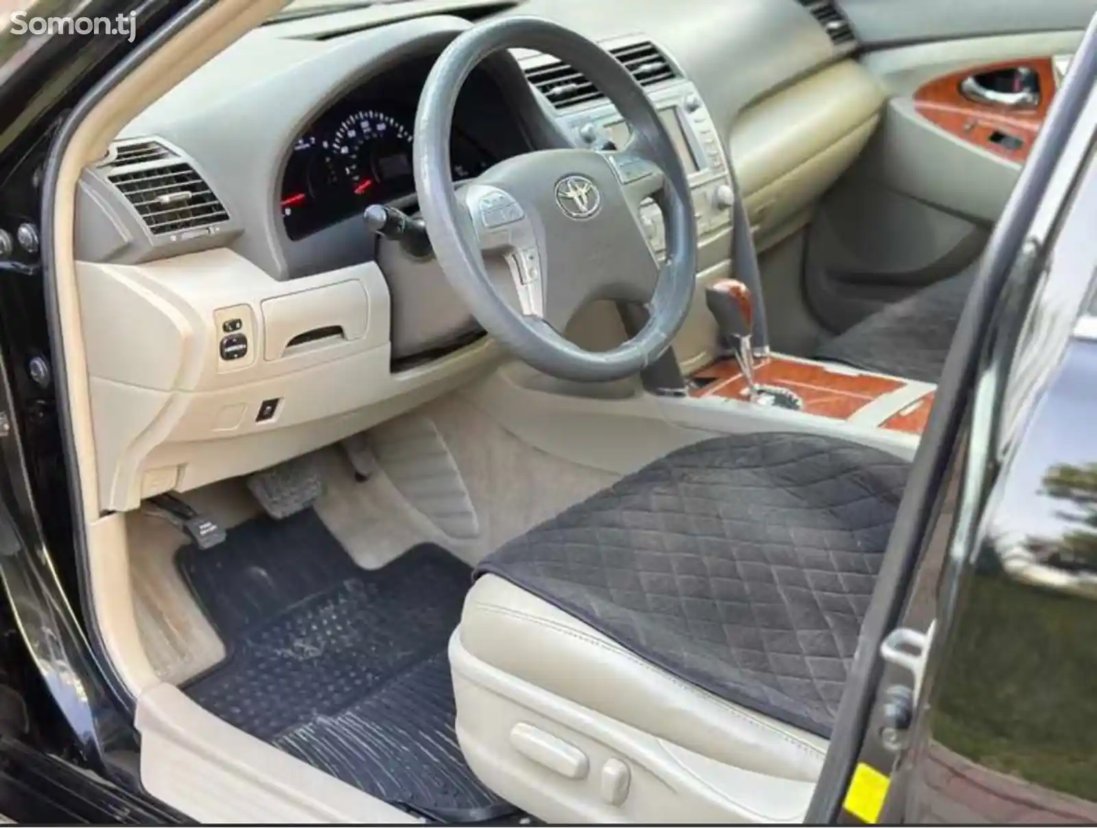 Toyota Camry, 2011-9