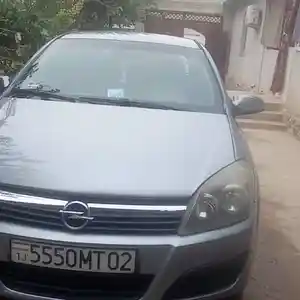 Opel Astra H, 2005