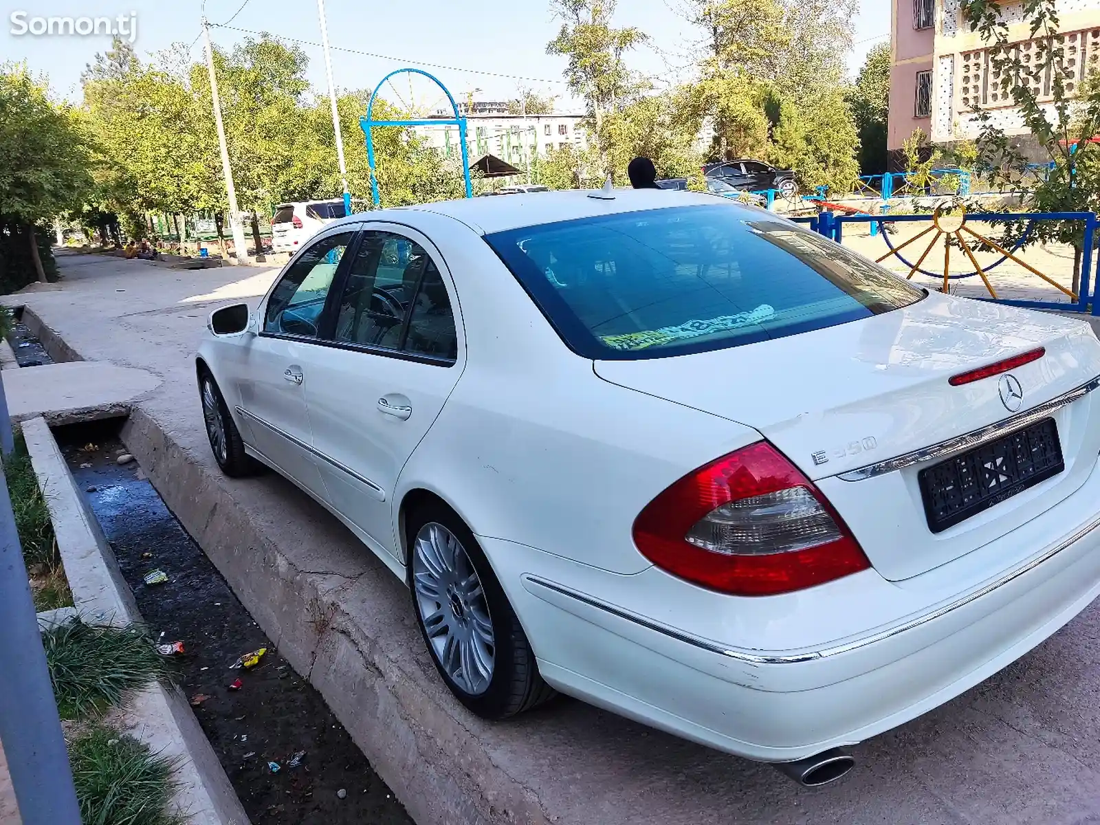 Mercedes-Benz E class, 2008-6