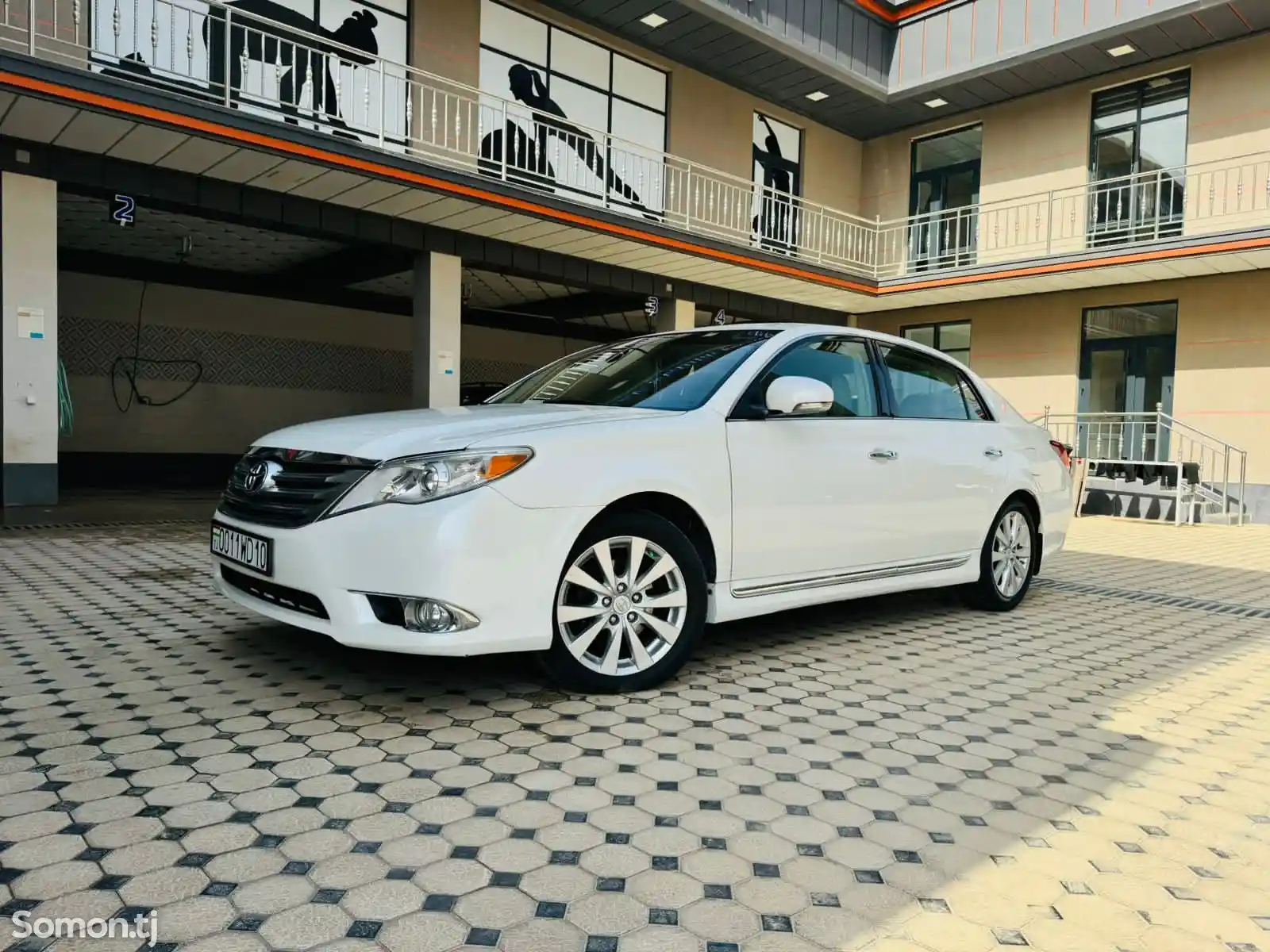 Toyota Avalon, 2011-1