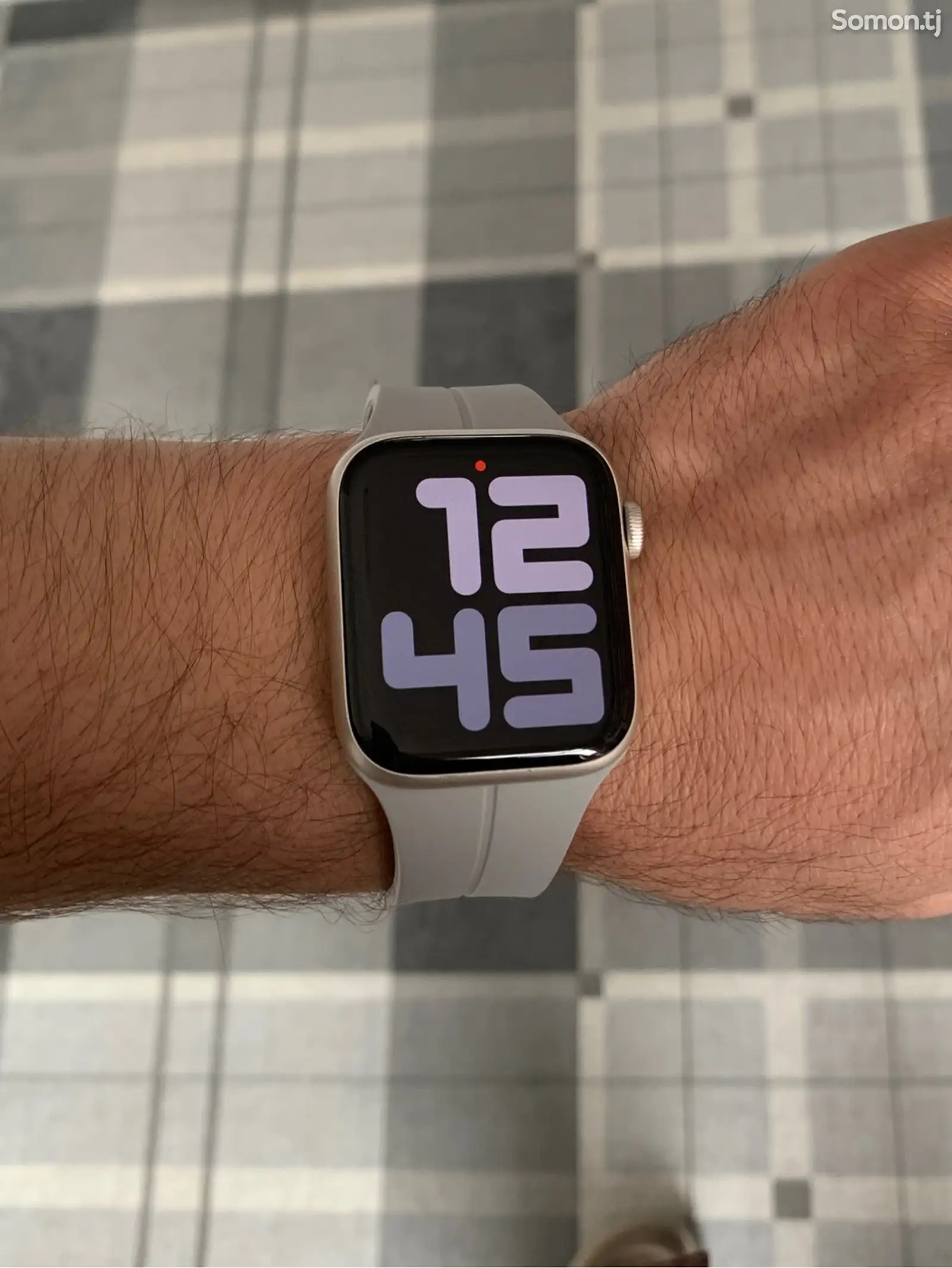 Смарт часы Apple Watch SE 2022 44mm-1