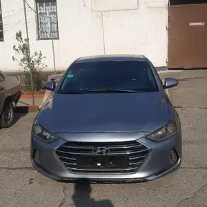 Hyundai Elantra, 2017