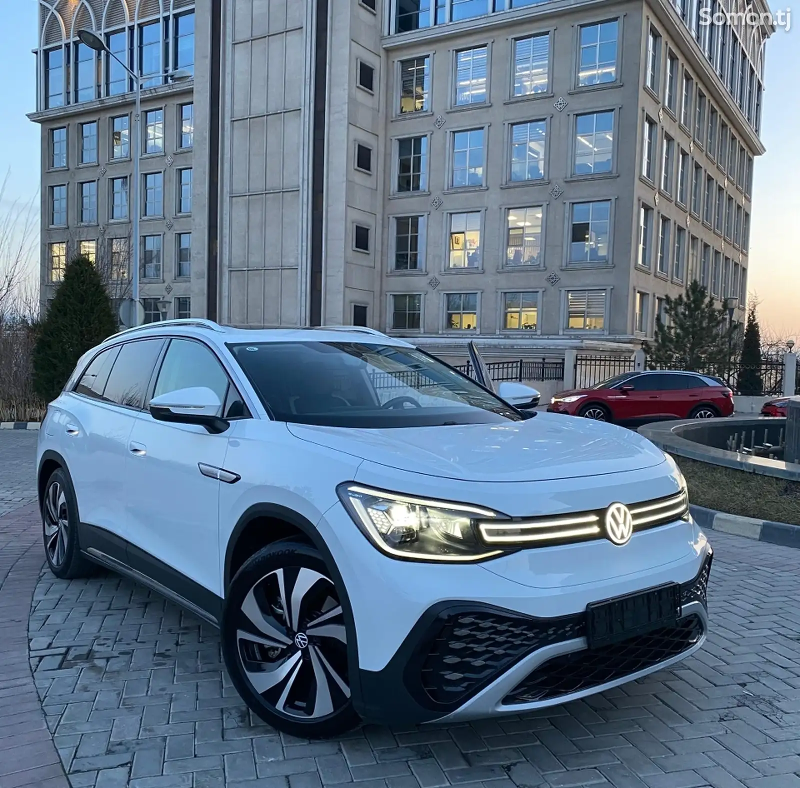 Volkswagen ID.6, 2023-1