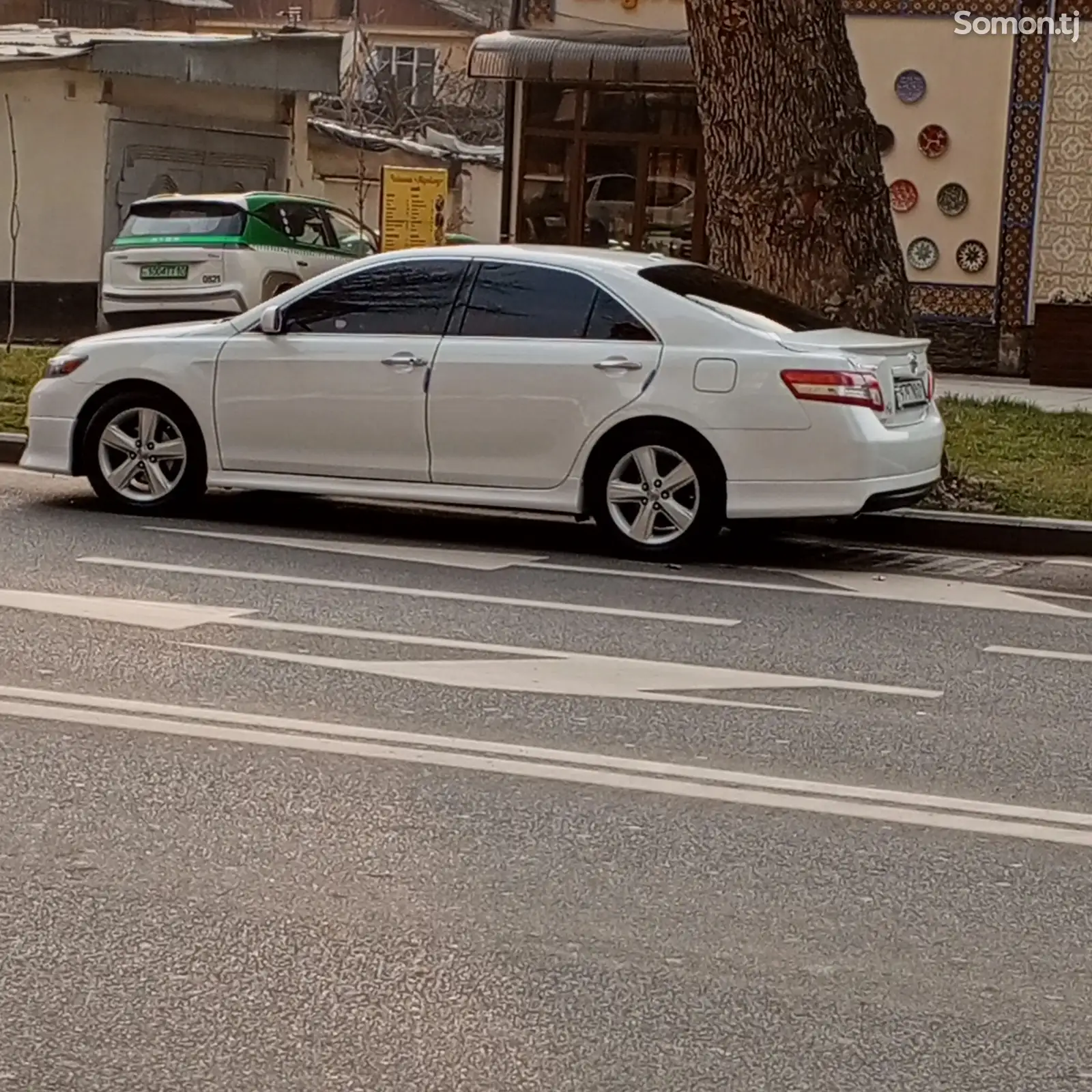 Toyota Camry, 2011-1