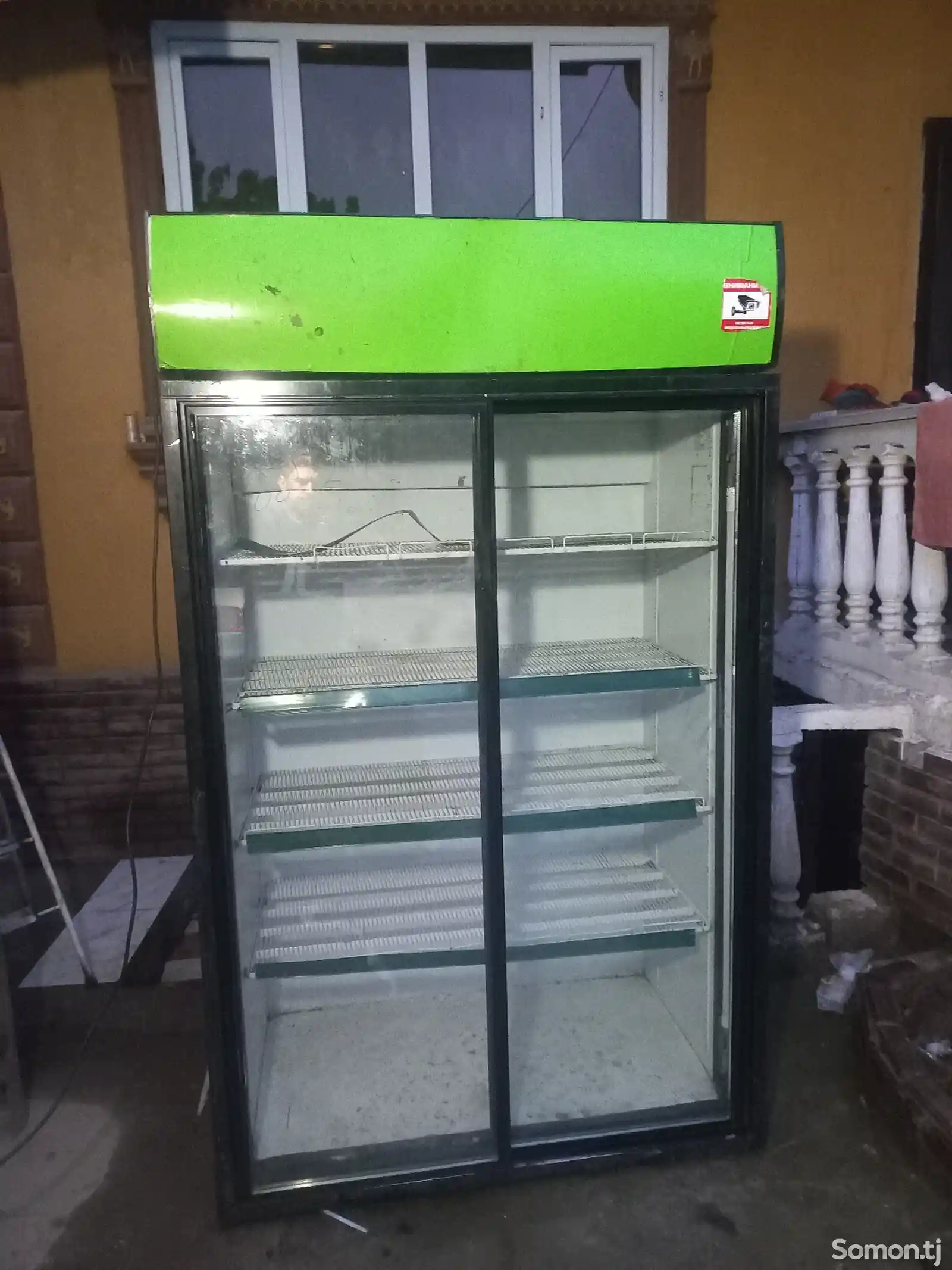 Холодильник шкаф-2