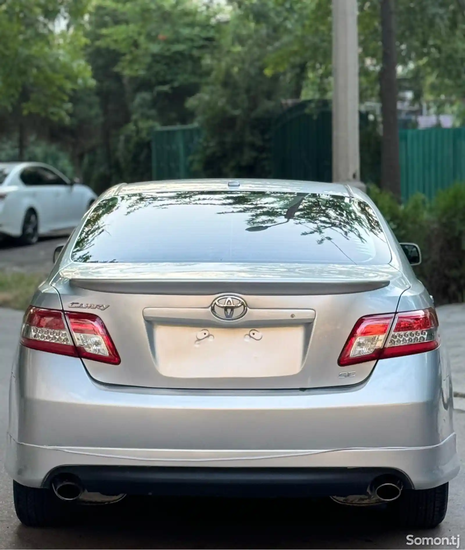 Toyota Camry, 2010-6