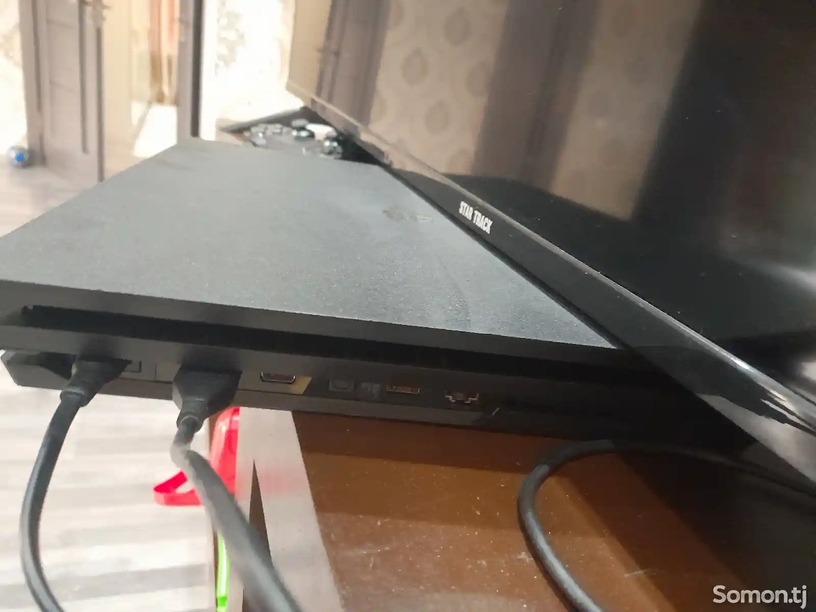 Игровая приставка Sony PlayStation 4 Pro-3