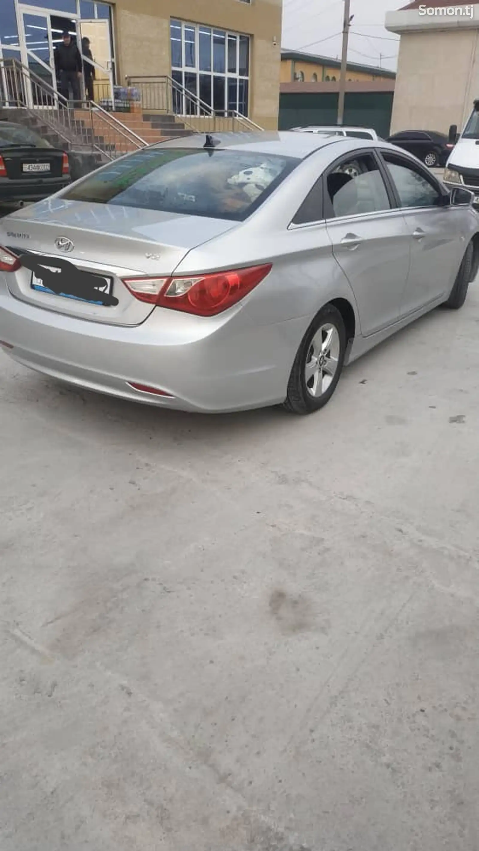 Hyundai Sonata, 2011-1