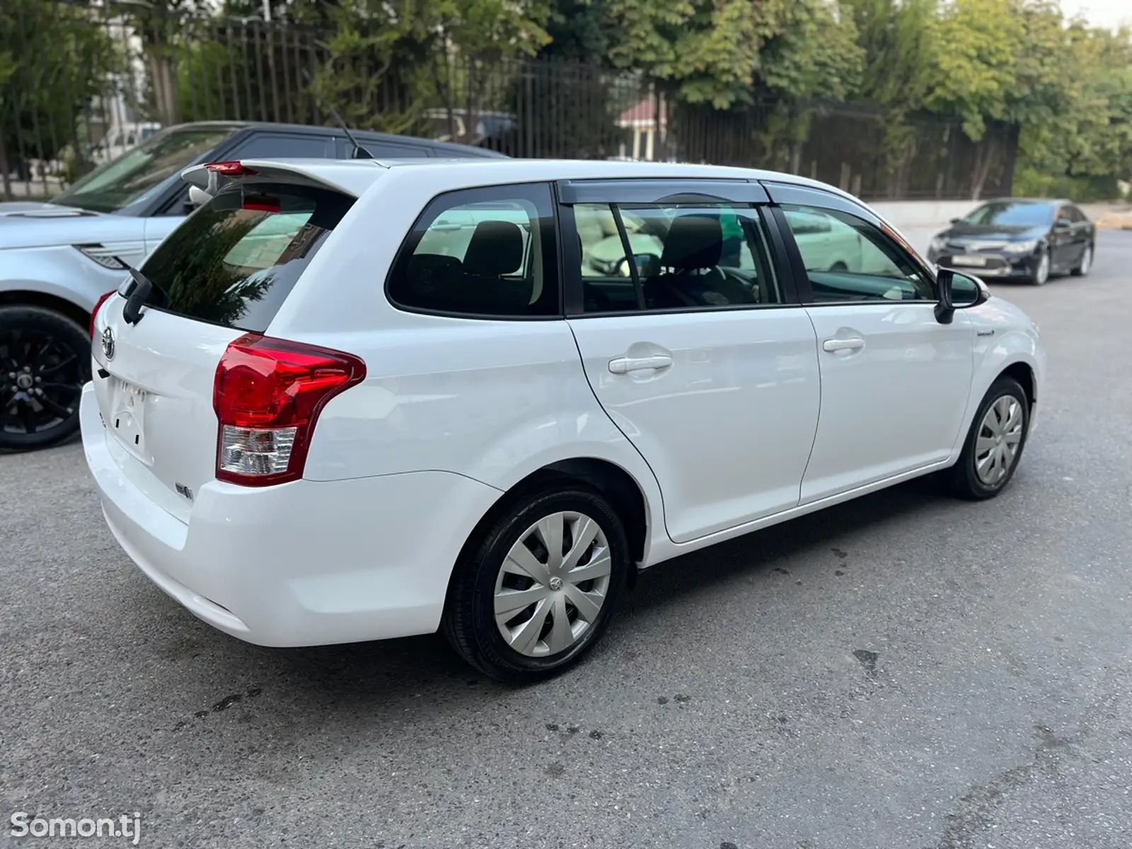 Toyota Fielder, 2015-6