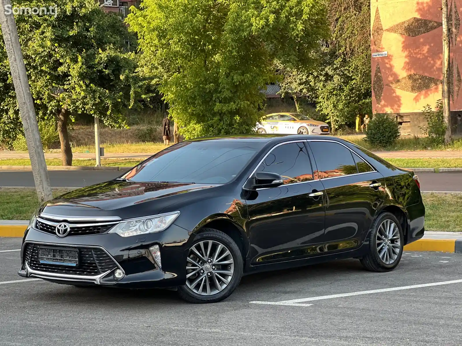 Toyota Camry, 2015-1