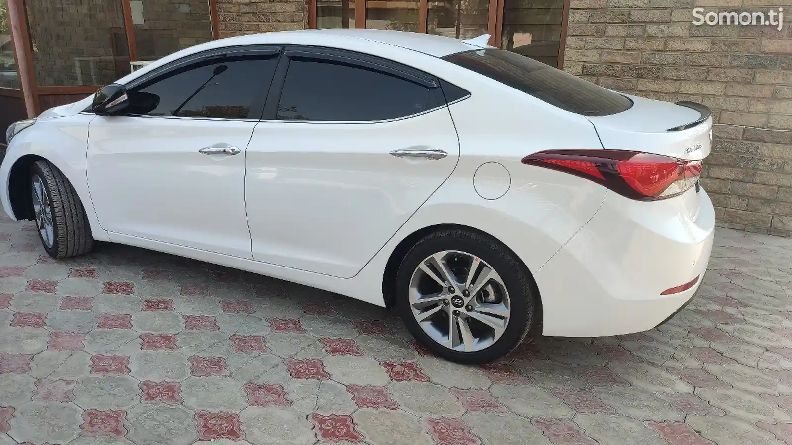 Hyundai Avante, 2015-5