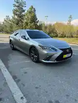 Lexus ES series, 2019-5