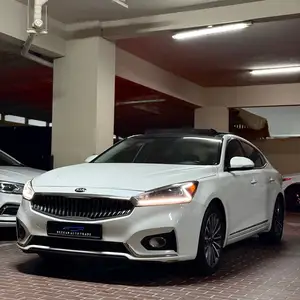 Kia Cadenza, 2017