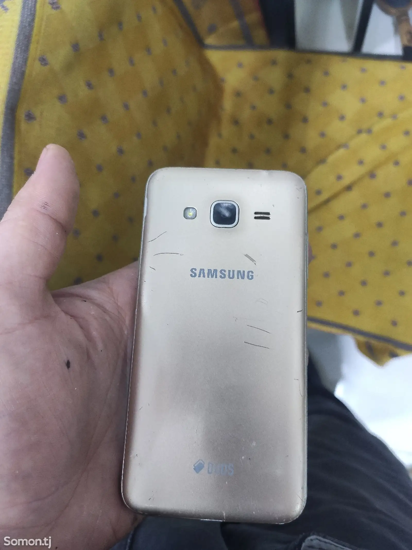 Samsung Galaxy J3-1