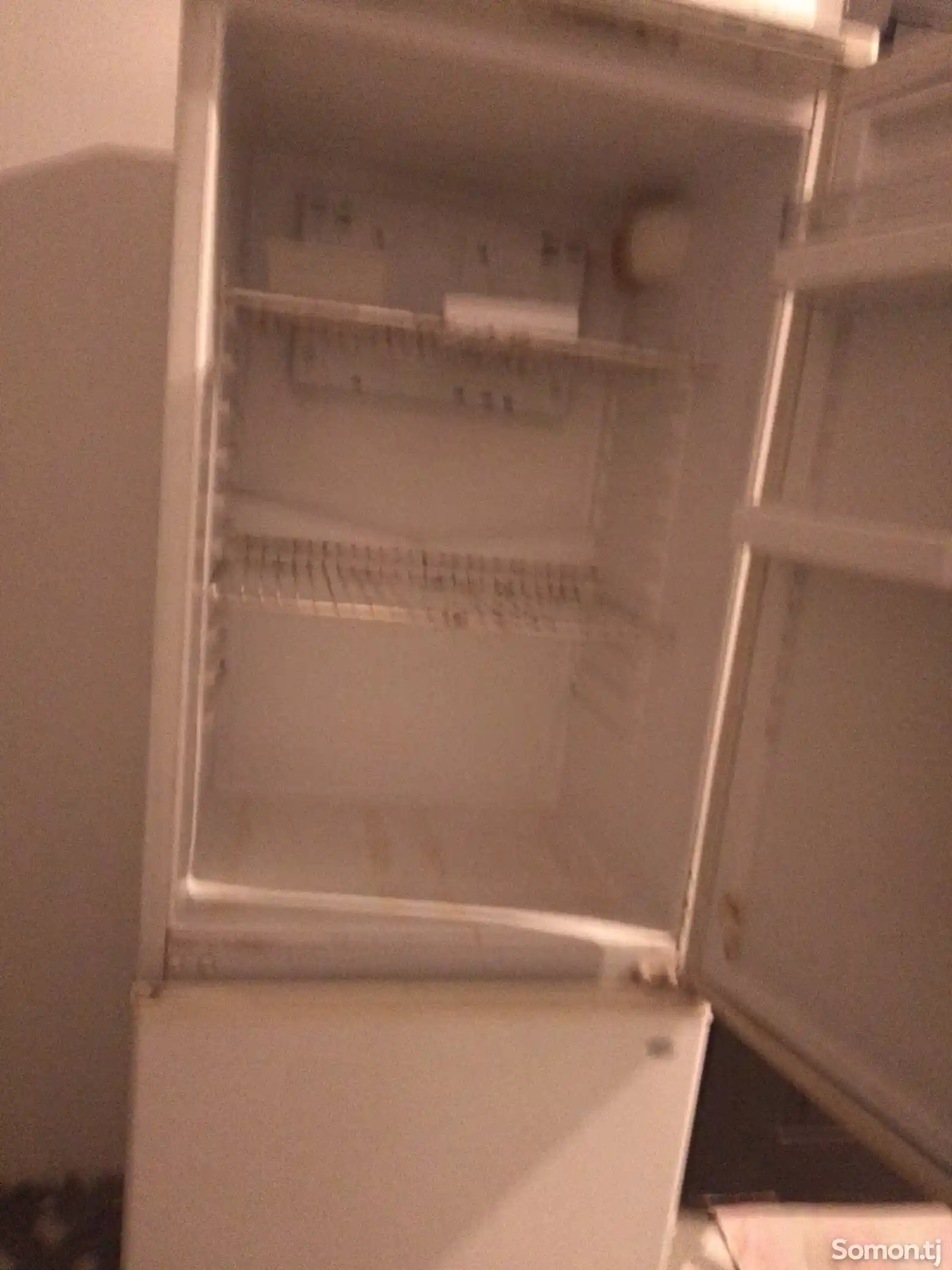 Холодильник 2х камерный-1