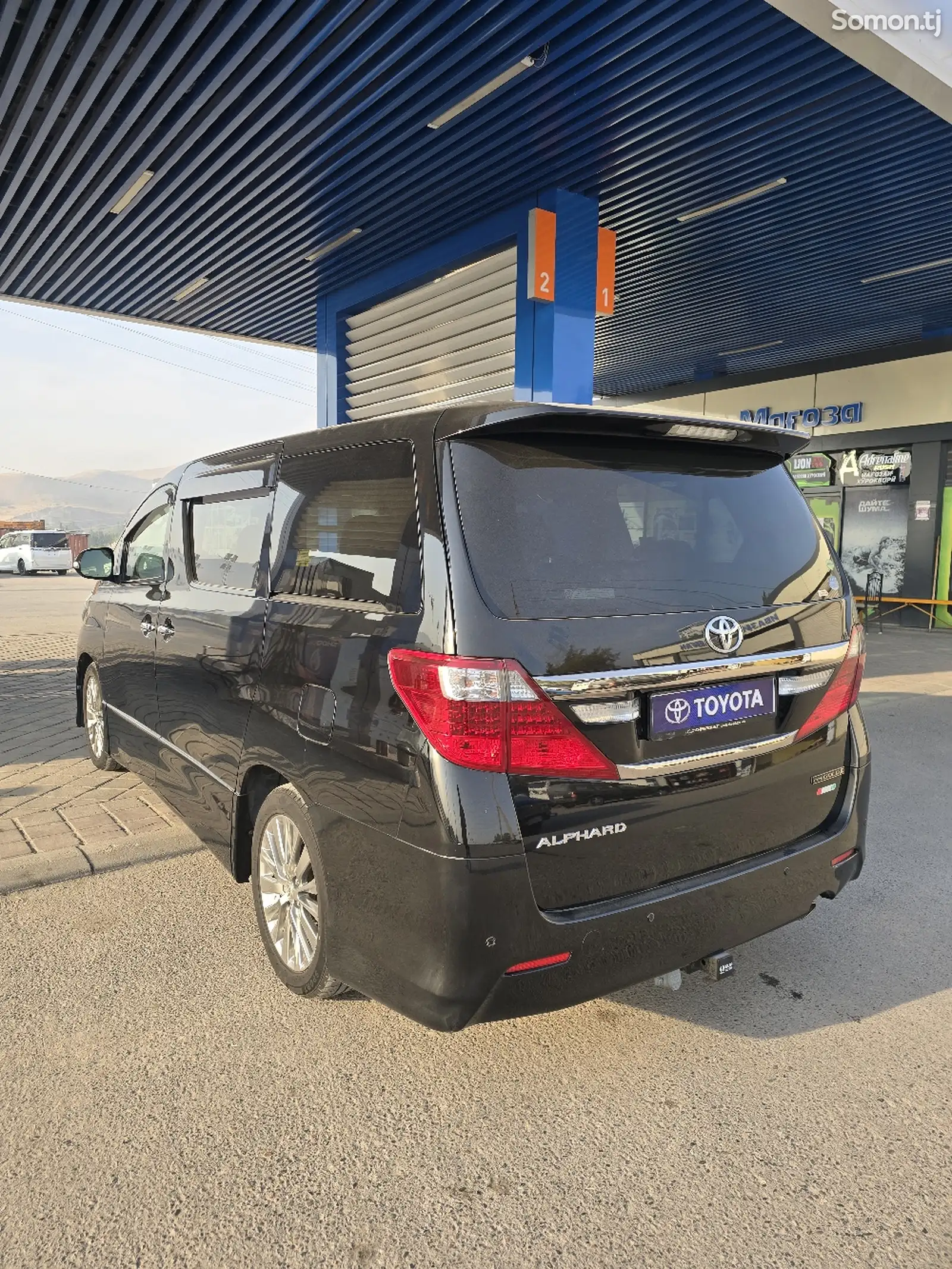 Toyota Vellfire, 2014-9