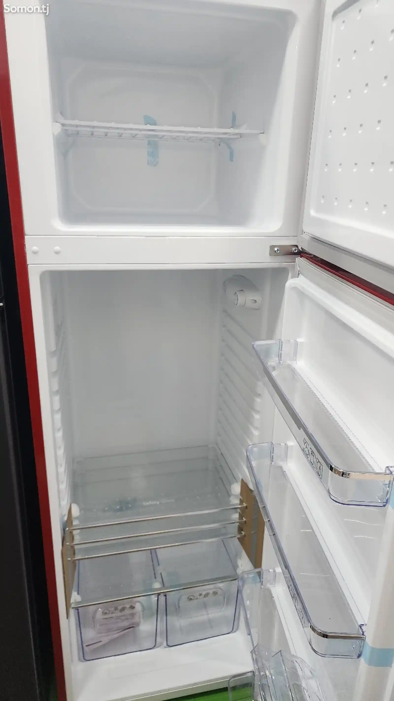 Двухкамерный холодильник Artel 341-1