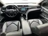 Toyota Camry, 2017-6