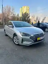 Hyundai Elantra, 2019-2