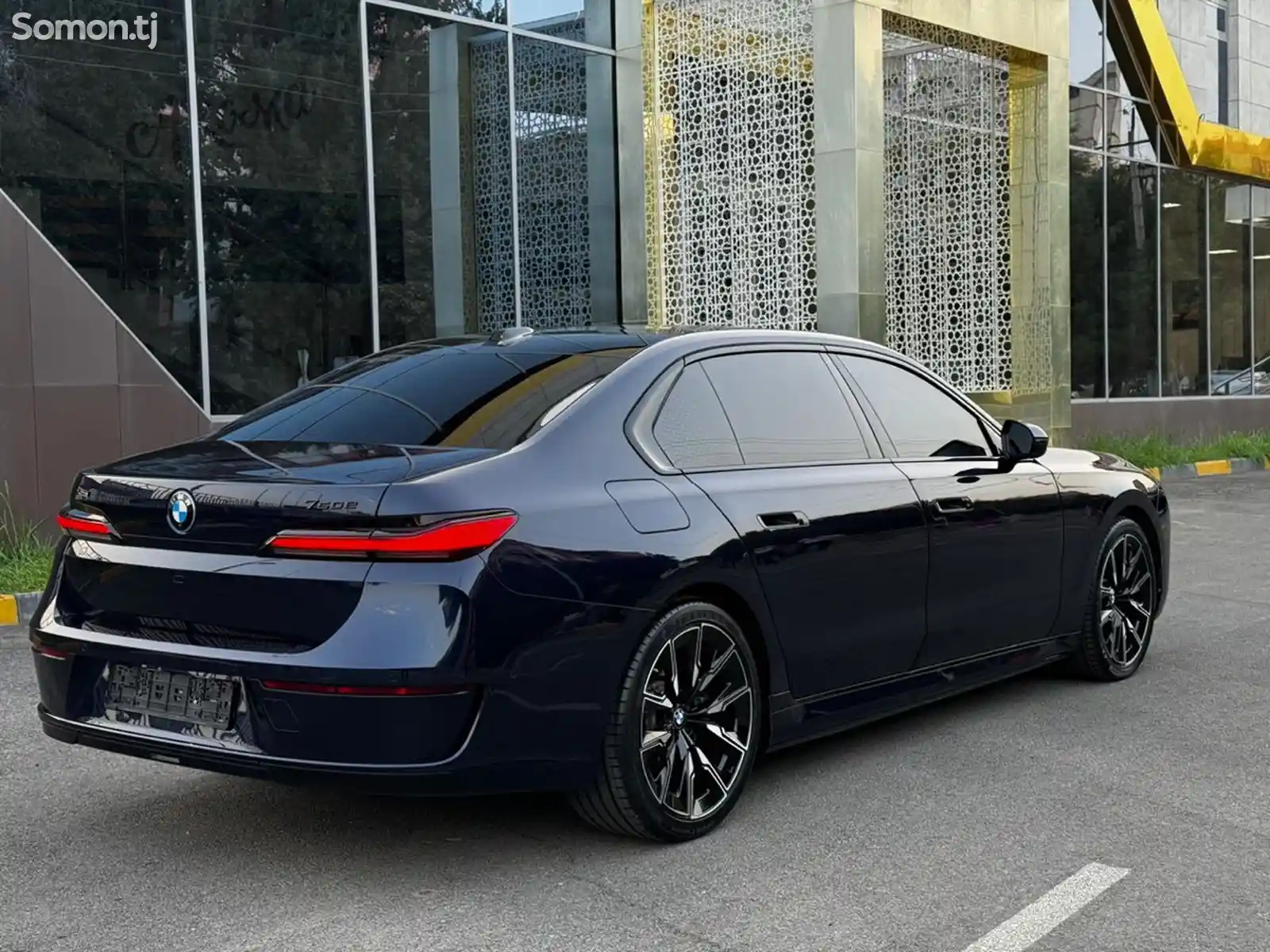 BMW 7 series, 2024-4