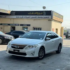 Toyota Camry, 2014